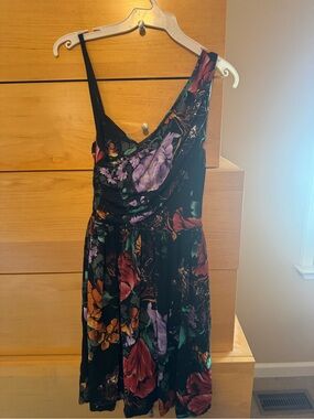 Black Stretch Floral one shoulder V-Neck Sleeveless Dress XL never worn